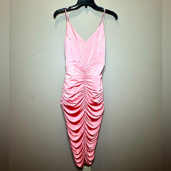 Elegant Peach Ruched Dress - Picture 1 of 2